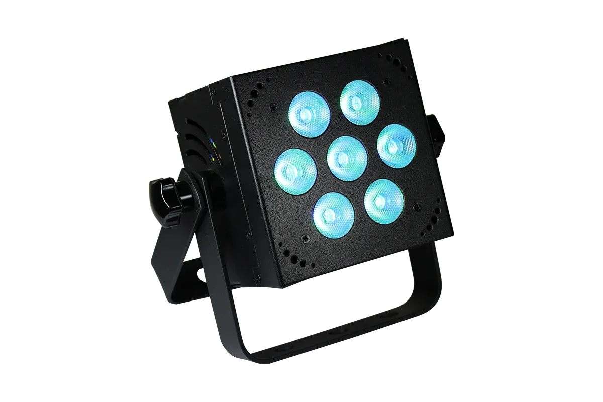 Blizzard Lighting HotBox RGBA 7x10W Quad Color LED Light Fixture