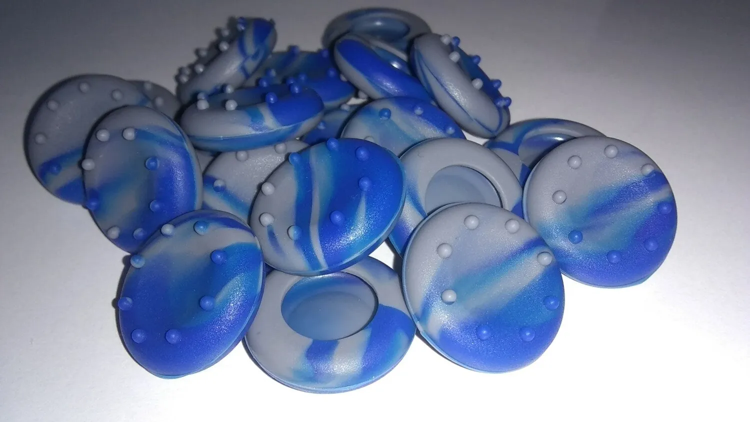 Blue/Gray Grips