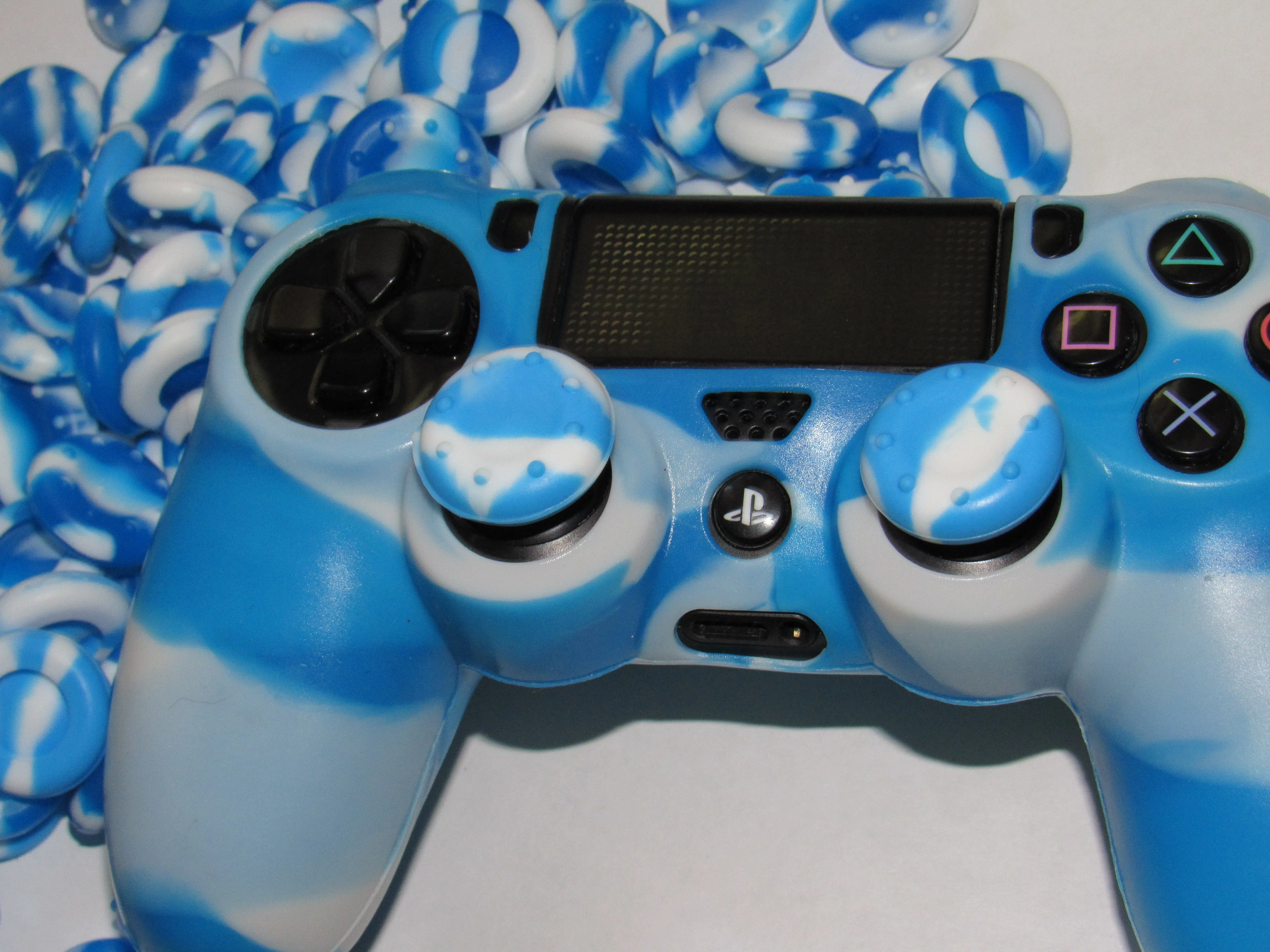 Cloudy Grips