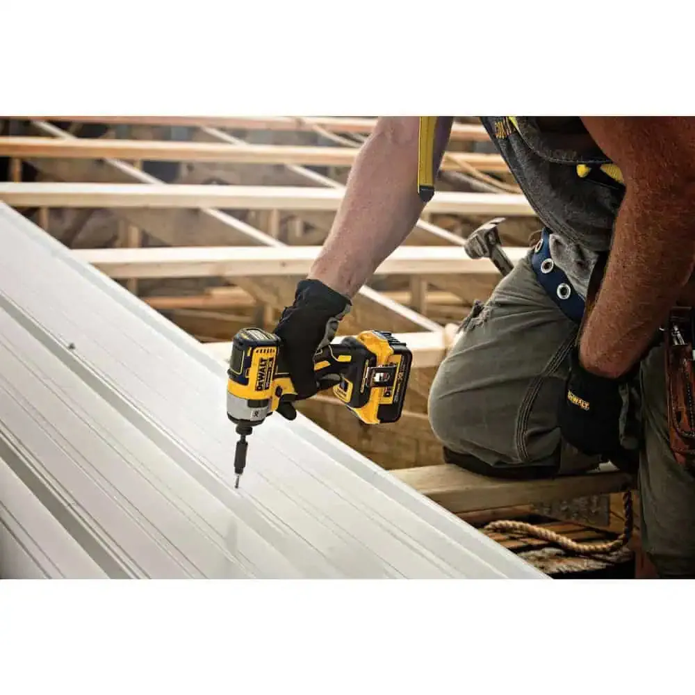DeWalt 20V MAX* XR‚® 3-Speed 1/4" Impact Driver Kit