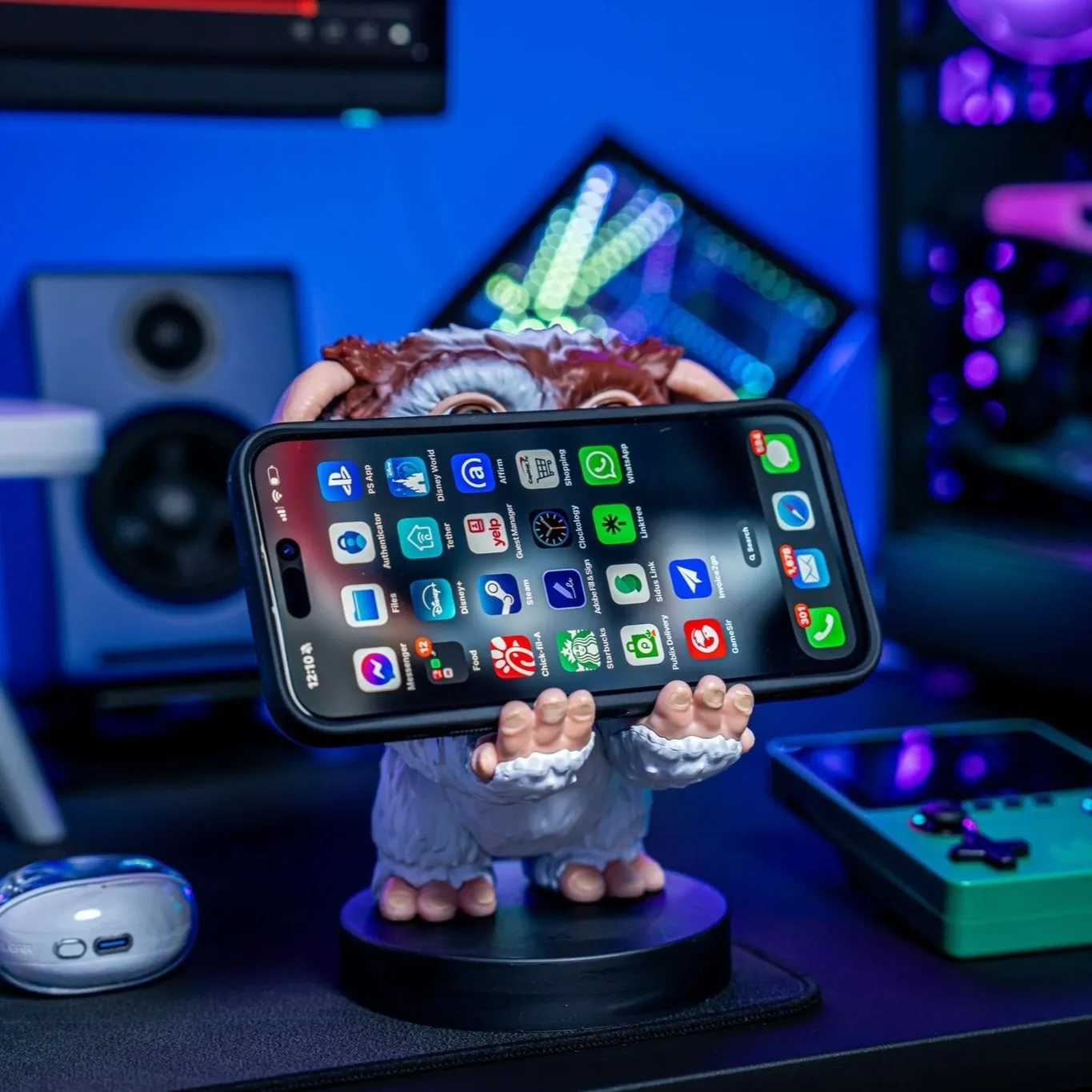 Gremlins: Gizmo Cable Guys Controller Holder and Phone Stand