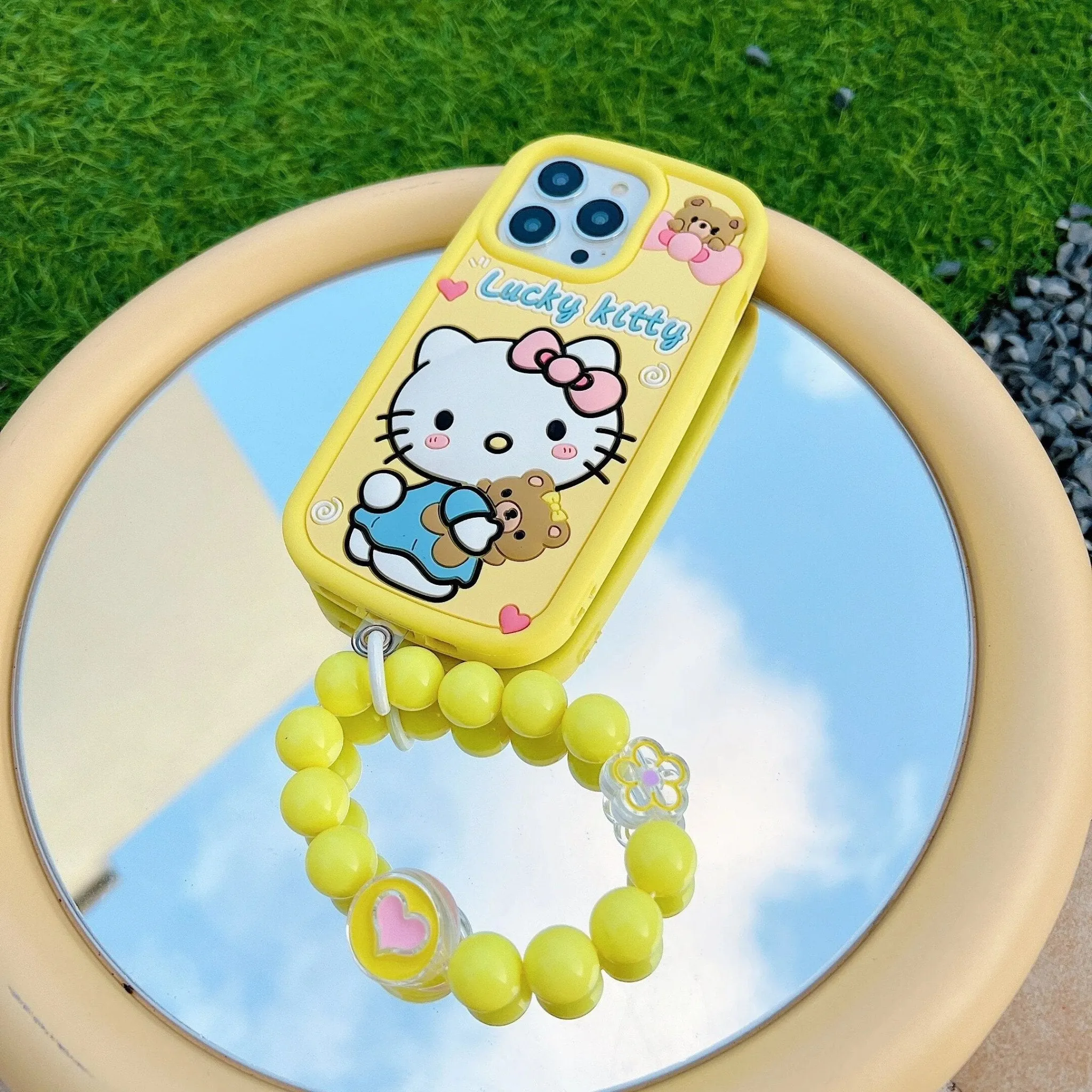 Kawaii Hello Kitty iPhone Case with Beads Bracelet